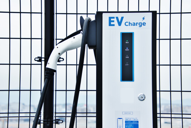 家庭での200V充電のメリットと特徴